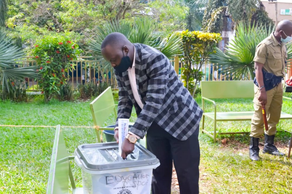 authorities-content-with-adherence-to-covid-19-sops-during-the-kiu-college-elections