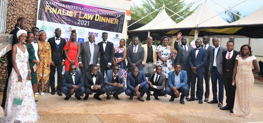 kiu-law-students-dine-and-learn-at-2021-law-dinner